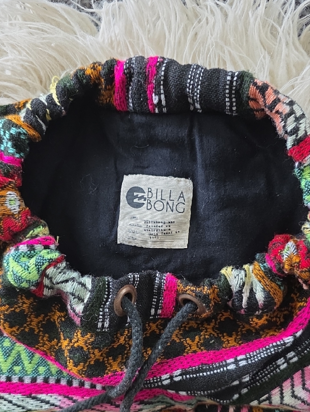 Boho Embroidered Drawstring Backpack - Multicolor - Picture 2 of 4